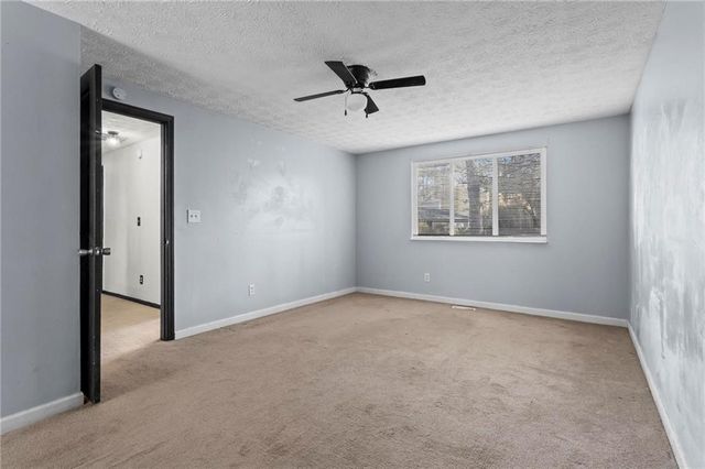 509 Village Square Court, Stone Mountain, GA 30083