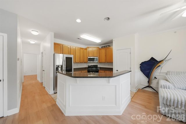 1390 21st Avenue NE, Hickory, NC 28601