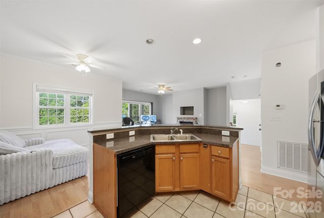 1390 21st Avenue NE, Hickory, NC 28601