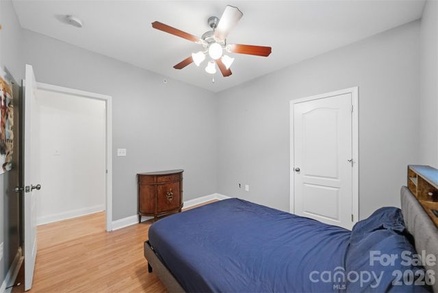 1390 21st Avenue NE, Hickory, NC 28601