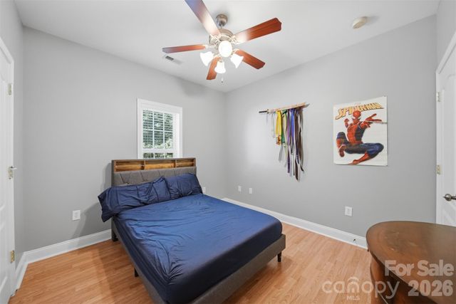 1390 21st Avenue NE, Hickory, NC 28601