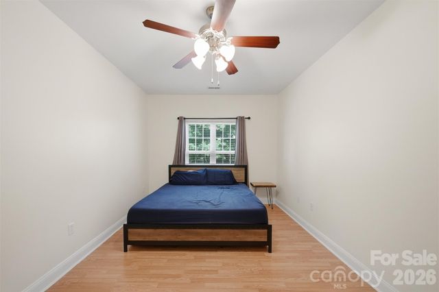1390 21st Avenue NE, Hickory, NC 28601