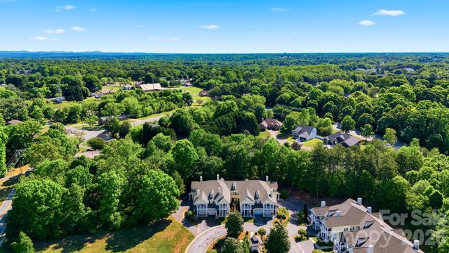 1390 21st Avenue NE, Hickory, NC 28601