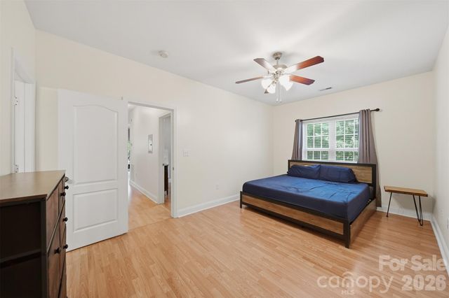 1390 21st Avenue NE, Hickory, NC 28601