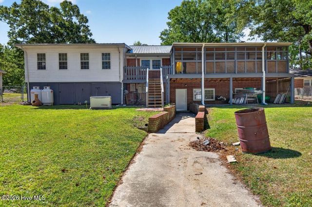 3 Hiawatha Lane, Havelock, NC 28532