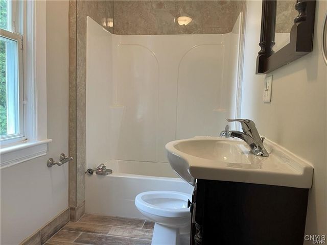 307 Milton Avenue, Syracuse, NY 13204