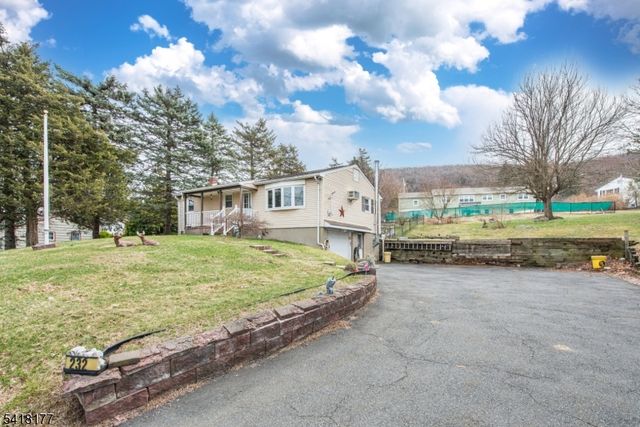 232 State Rt 94, Vernon Twp., NJ 07462