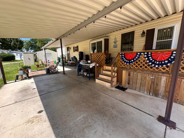 1336 Douglas Avenue 13, Montgomery, IL 60538