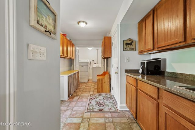 4 Oakwood Lane, Little Silver, NJ 07739