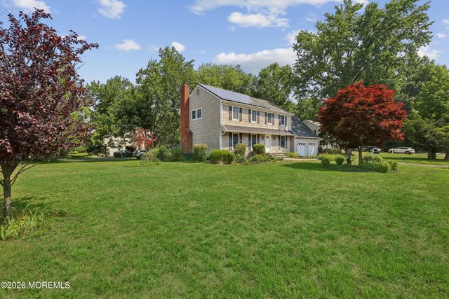 4 Oakwood Lane, Little Silver, NJ 07739