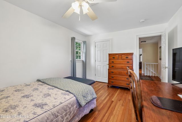 4 Oakwood Lane, Little Silver, NJ 07739