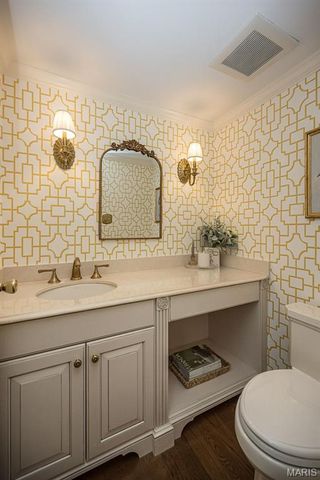816 Twin Pine Drive, Kirkwood, MO 63122