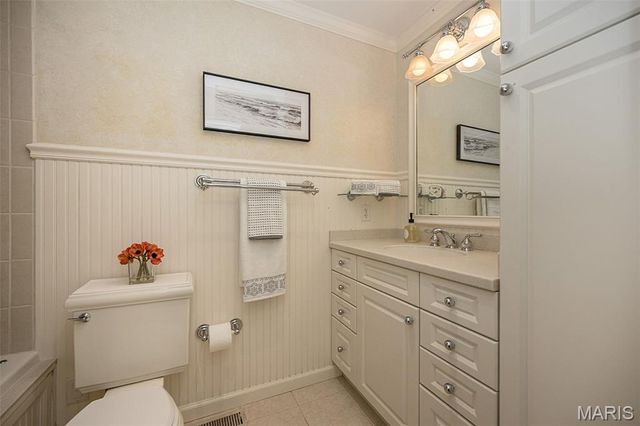 816 Twin Pine Drive, Kirkwood, MO 63122