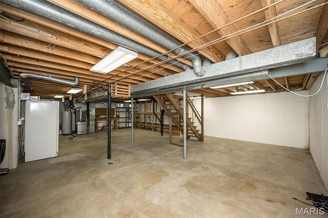816 Twin Pine Drive, Kirkwood, MO 63122