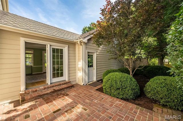 816 Twin Pine Drive, Kirkwood, MO 63122