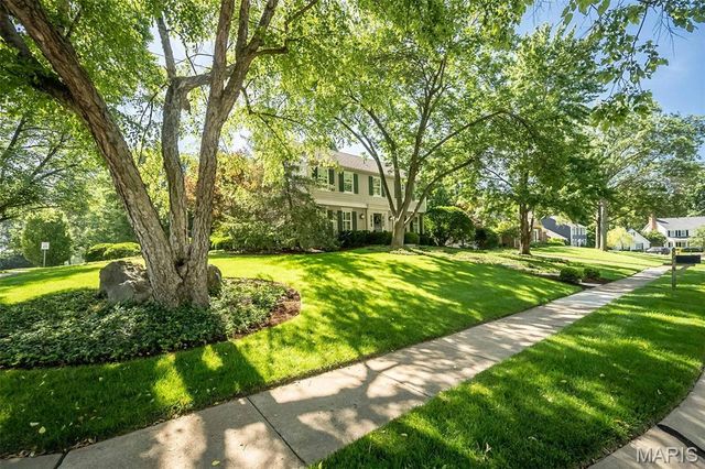 816 Twin Pine Drive, Kirkwood, MO 63122
