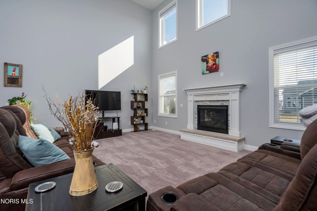 9541 Newbury Lane, Whitehouse, OH 43571