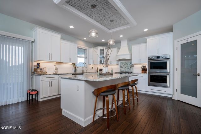 9541 Newbury Lane, Whitehouse, OH 43571