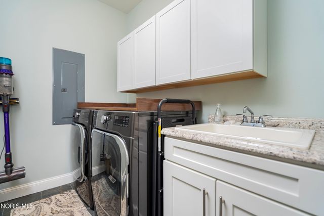 9541 Newbury Lane, Whitehouse, OH 43571