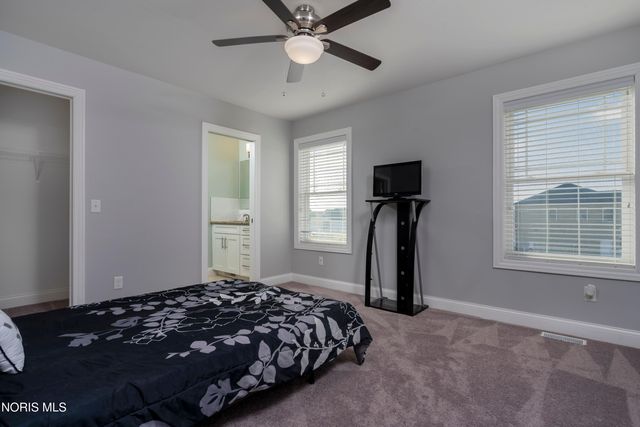 9541 Newbury Lane, Whitehouse, OH 43571