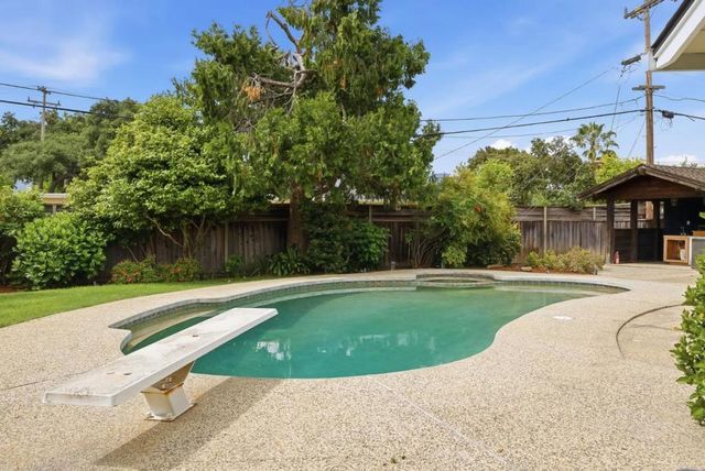 12817 Saratoga Glen Court, Saratoga, CA 95070