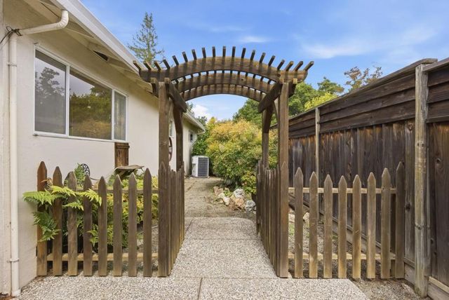 12817 Saratoga Glen Court, Saratoga, CA 95070