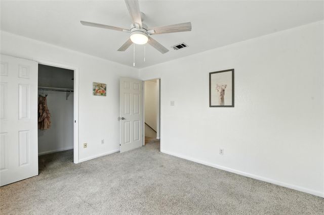 2410 Royal Crest CIR, Killeen, TX 76549