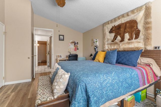 482 De Mar Dr, Sacramento, CA 95831