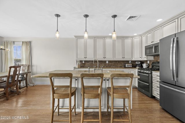 56 Beacon Drive, Waretown, NJ 08758