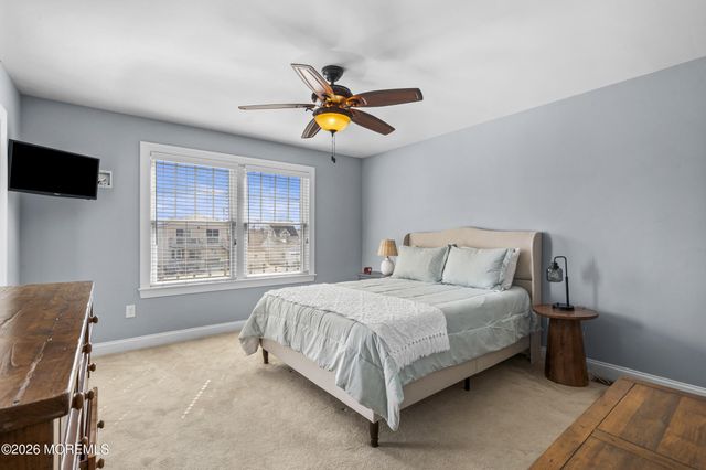 56 Beacon Drive, Waretown, NJ 08758