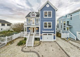 56 Beacon Drive, Waretown, NJ 08758