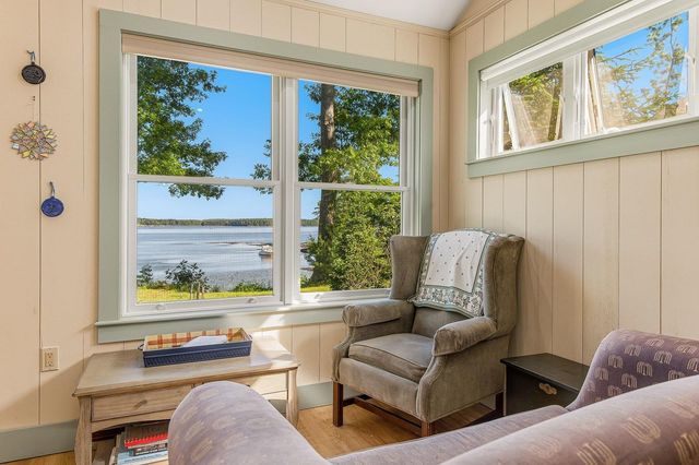 267 Durham Point Road, Durham, NH 03824