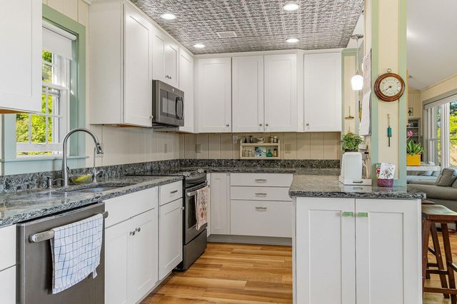 267 Durham Point Road, Durham, NH 03824