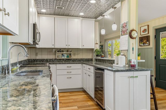 267 Durham Point Road, Durham, NH 03824