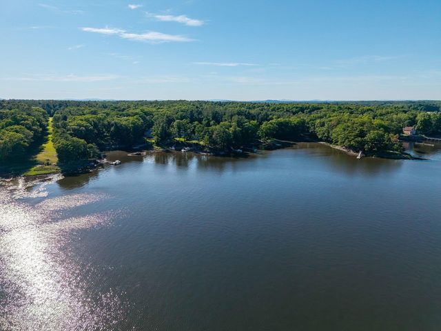 267 Durham Point Road, Durham, NH 03824
