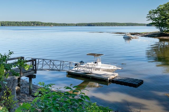 267 Durham Point Road, Durham, NH 03824