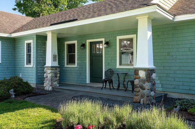 267 Durham Point Road, Durham, NH 03824
