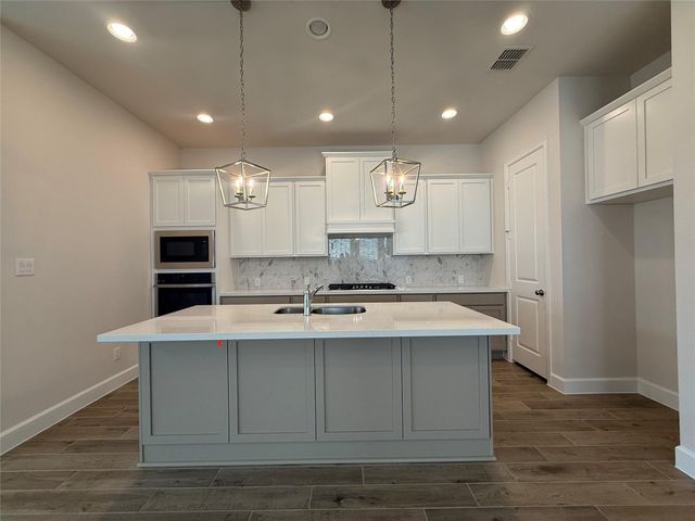 42615 Mystery Lane, Magnolia, TX 77354