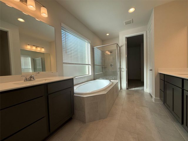 42615 Mystery Lane, Magnolia, TX 77354