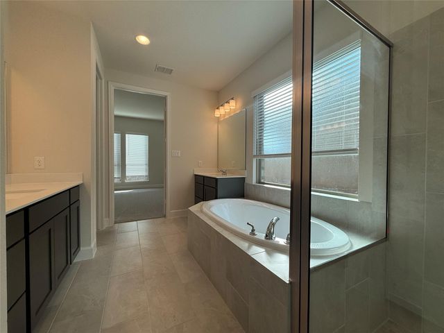 42615 Mystery Lane, Magnolia, TX 77354