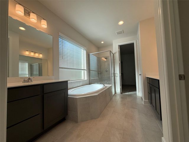 42615 Mystery Lane, Magnolia, TX 77354