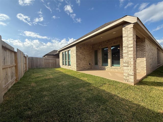 42615 Mystery Lane, Magnolia, TX 77354