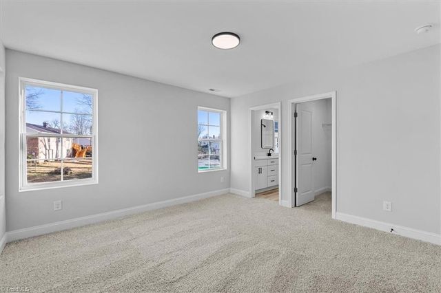 3705 Crusade Drive, Winston-salem, NC 27101