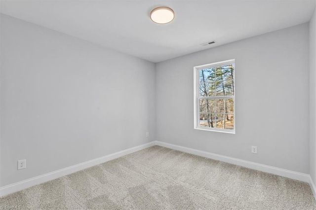 3705 Crusade Drive, Winston-salem, NC 27101