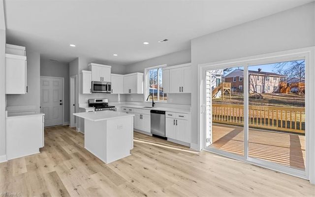 3705 Crusade Drive, Winston-salem, NC 27101