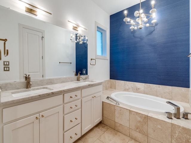 2811 Hood Street B, Dallas, TX 75219