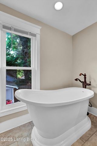 177 Coral Ave, Louisville, KY 40206