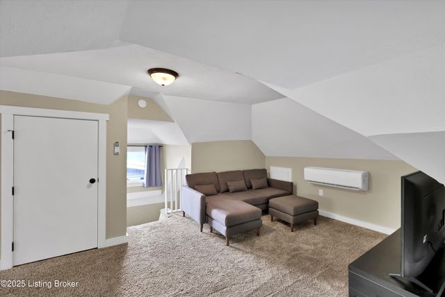 177 Coral Ave, Louisville, KY 40206