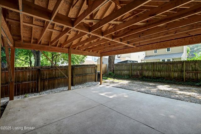 177 Coral Ave, Louisville, KY 40206