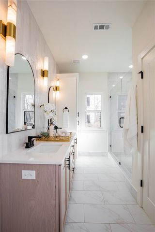 1310 Bella Vista Road, Bentonville, AR 72712